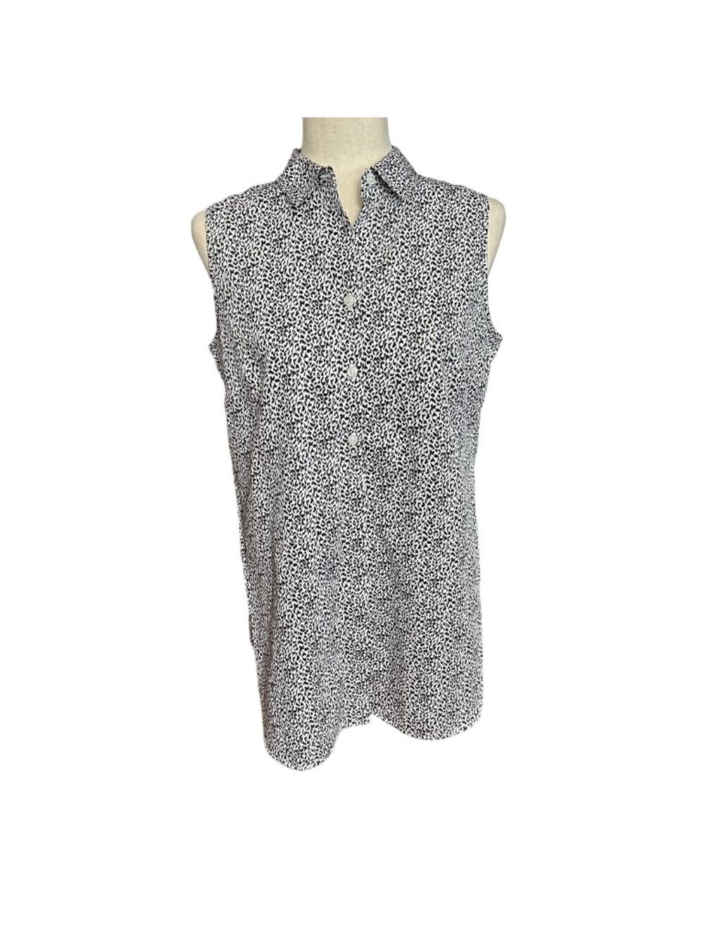 Chico's Shirt Size 0 S Black Wrinkle-Resistant Abstract Mini-Animal-Print Tunic